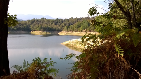 Il lago delle Piane - La diga - fam. Casanova 2016